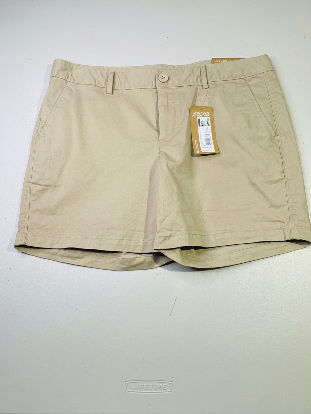NWT Eddie Bauer Women's 8
Willit Stretch Legend Wash
Khaki Shorts